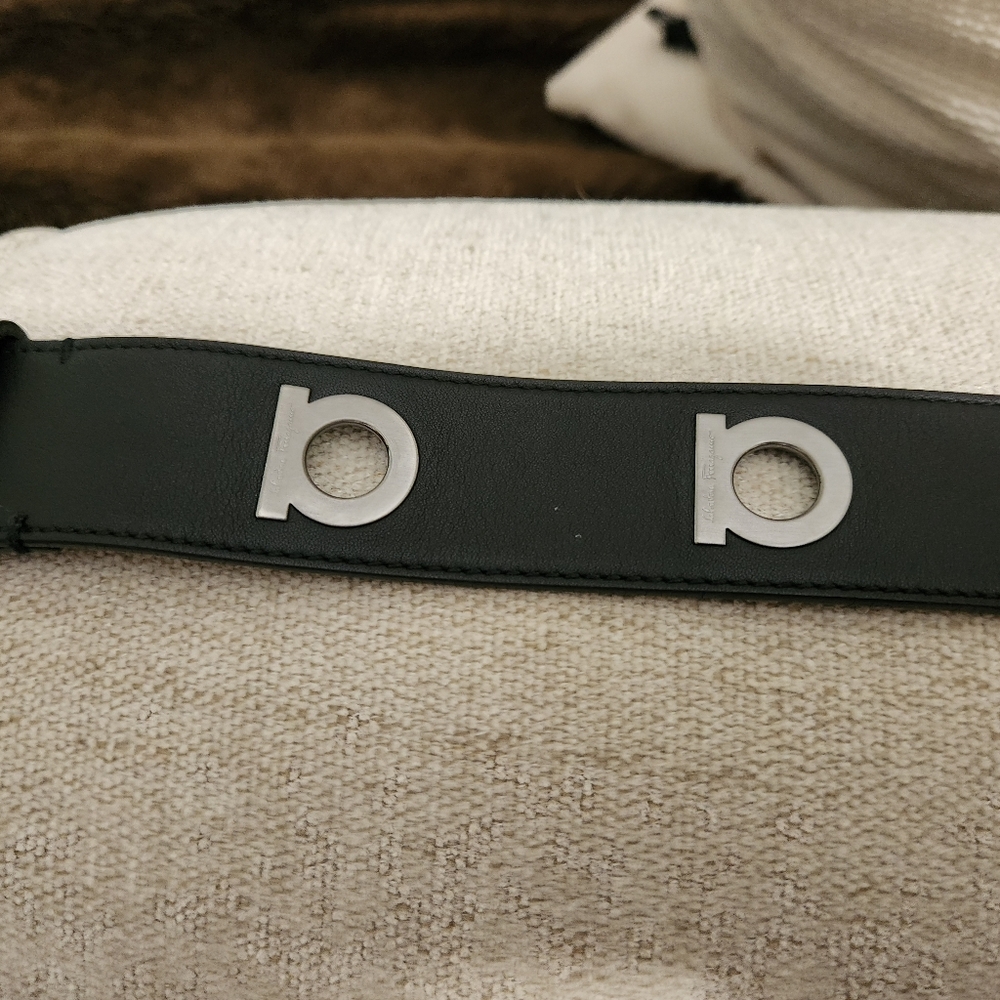 Salvatore Ferragamo Black Leather Belt with Silver Accents - Picture 5 of 10